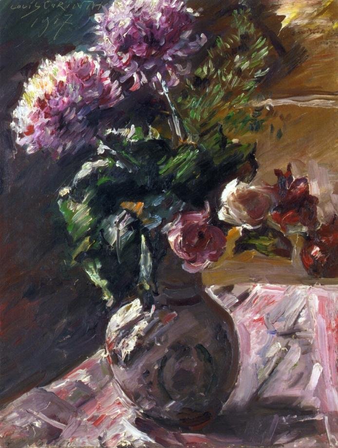Bir Sürahideki Krizantemler ve Güller by Lovis Corinth