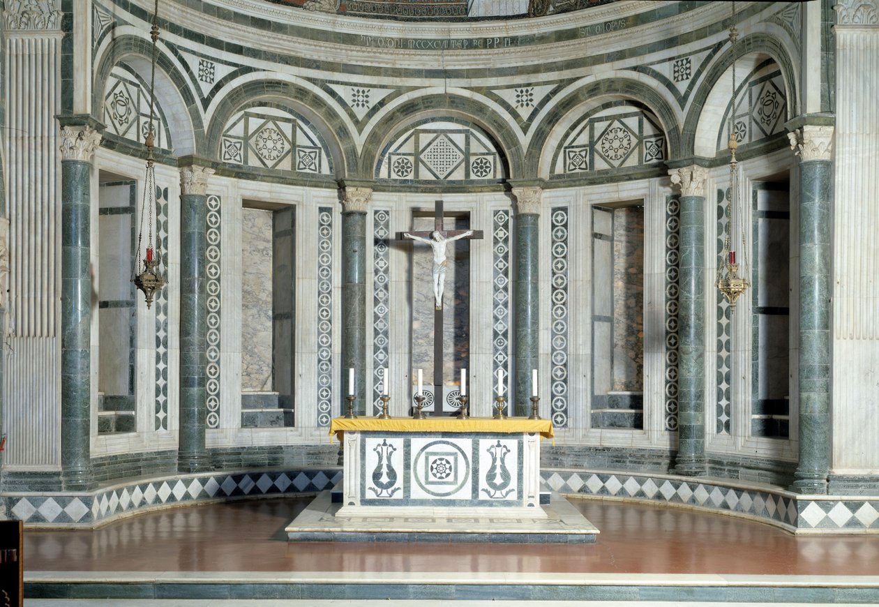 Mermer apsis ve pişmiş toprak haç by Luca Della Robbia