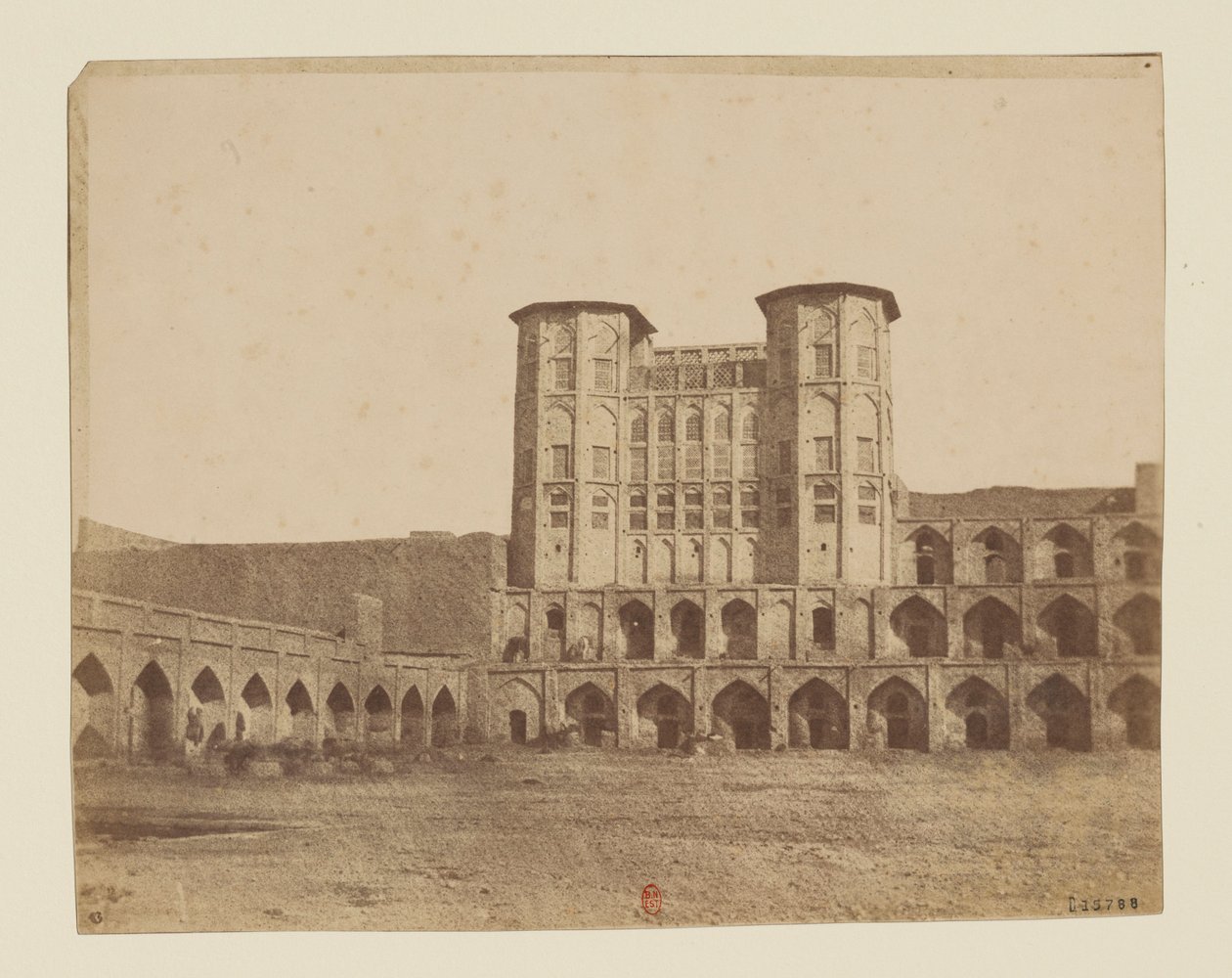 Karmanşah, Saray by Luigi Pesce