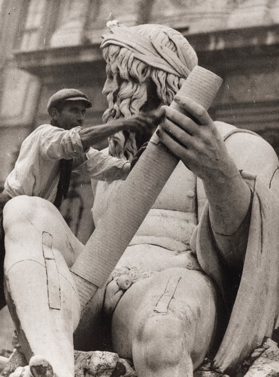  by Luigi Leoni