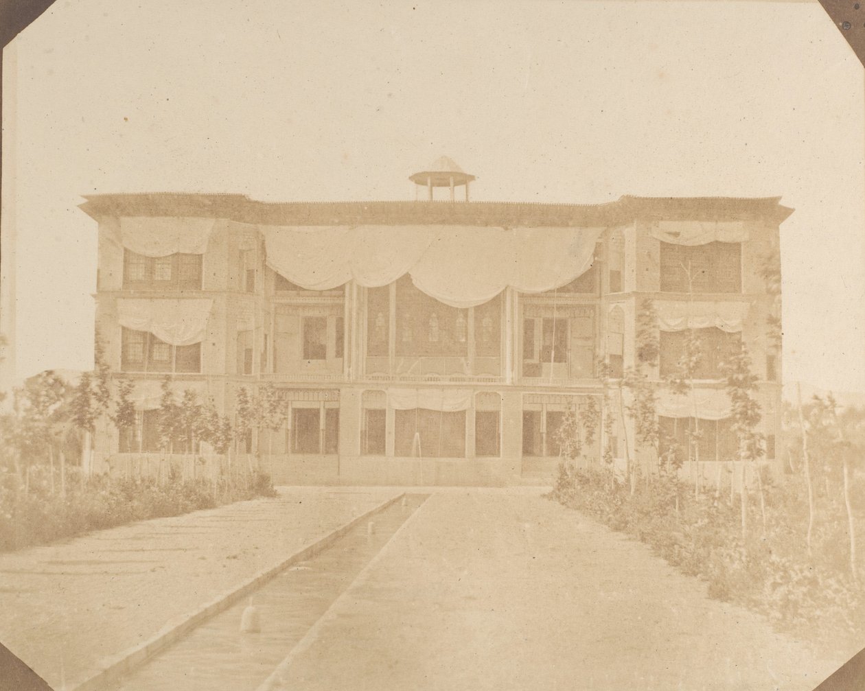 Amharet es Şah, 1858. by Luigi Pesce