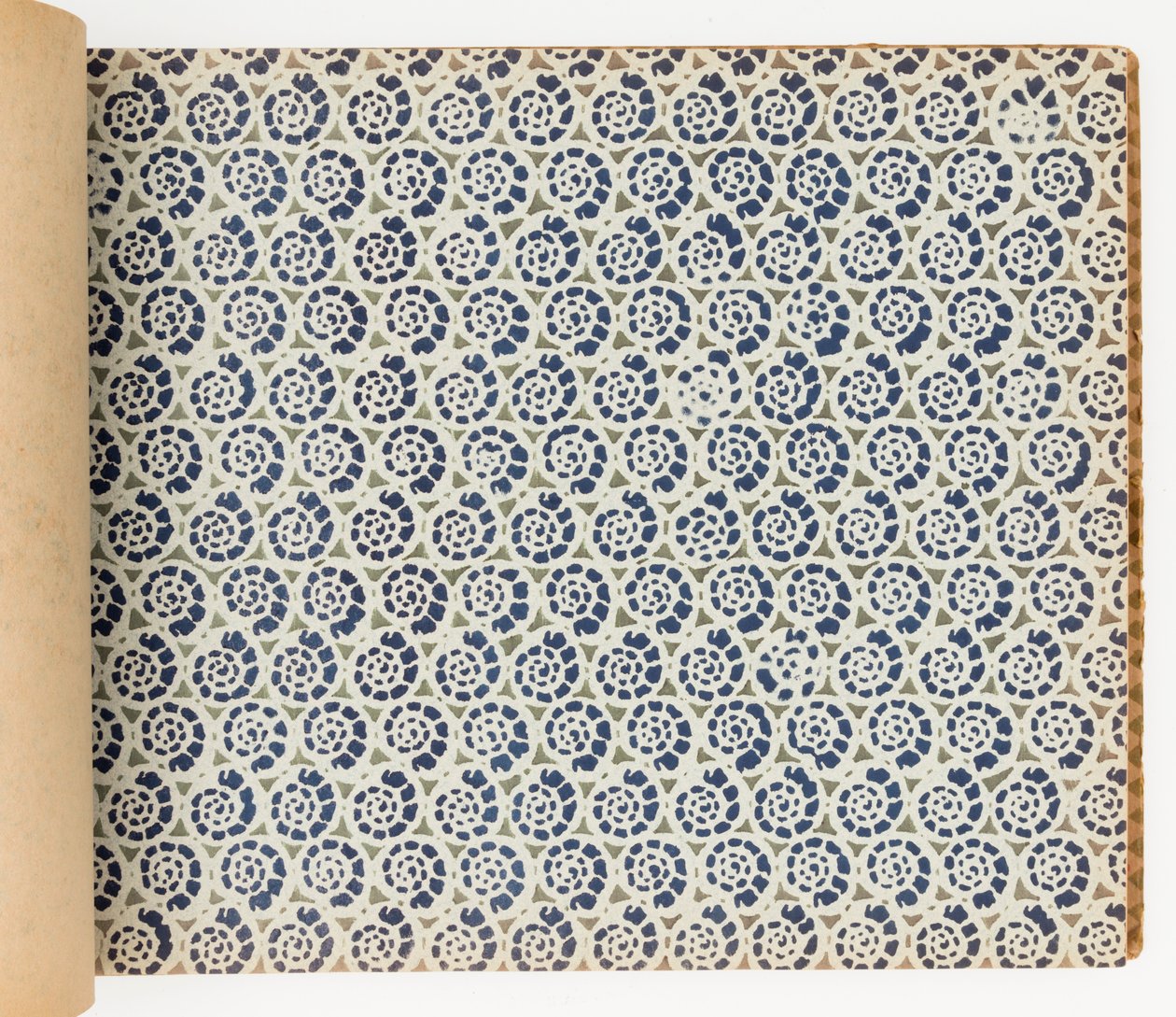 Örnek Kitap by Made by Maison Maunoury et Cie