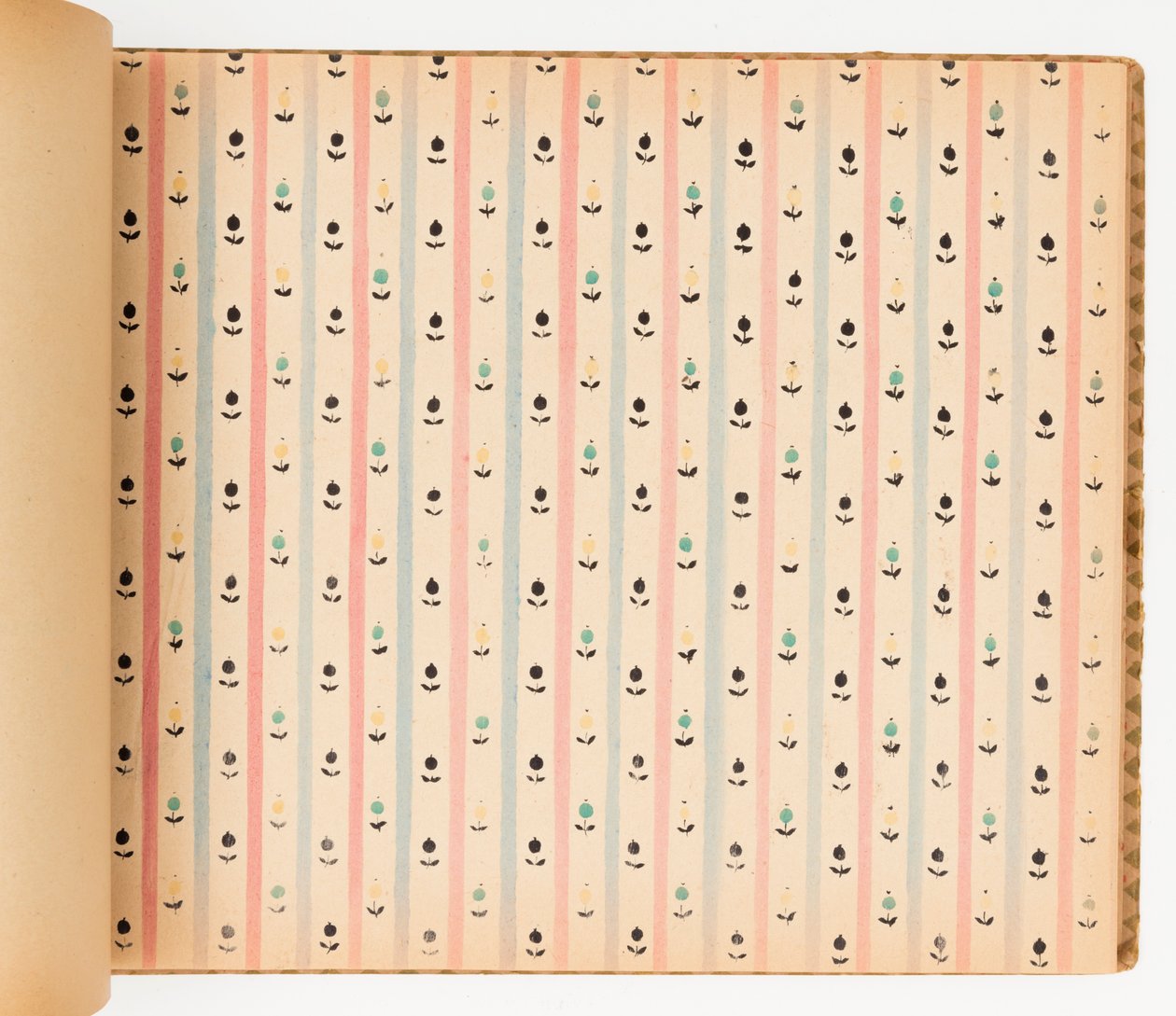 Örnek Kitap, Patria Fantezi Kağıtları by Maison Maunoury et Cie