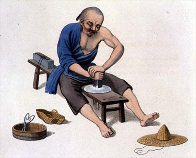 Kristalleri Parlatan Yaşlı Bir Adam, 