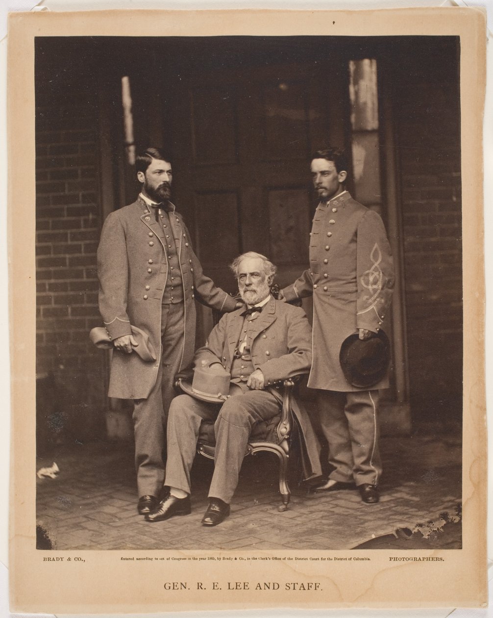 General Robert E Lee ve Staff, 1865 (albüm baskısı) by Mathew B. Brady