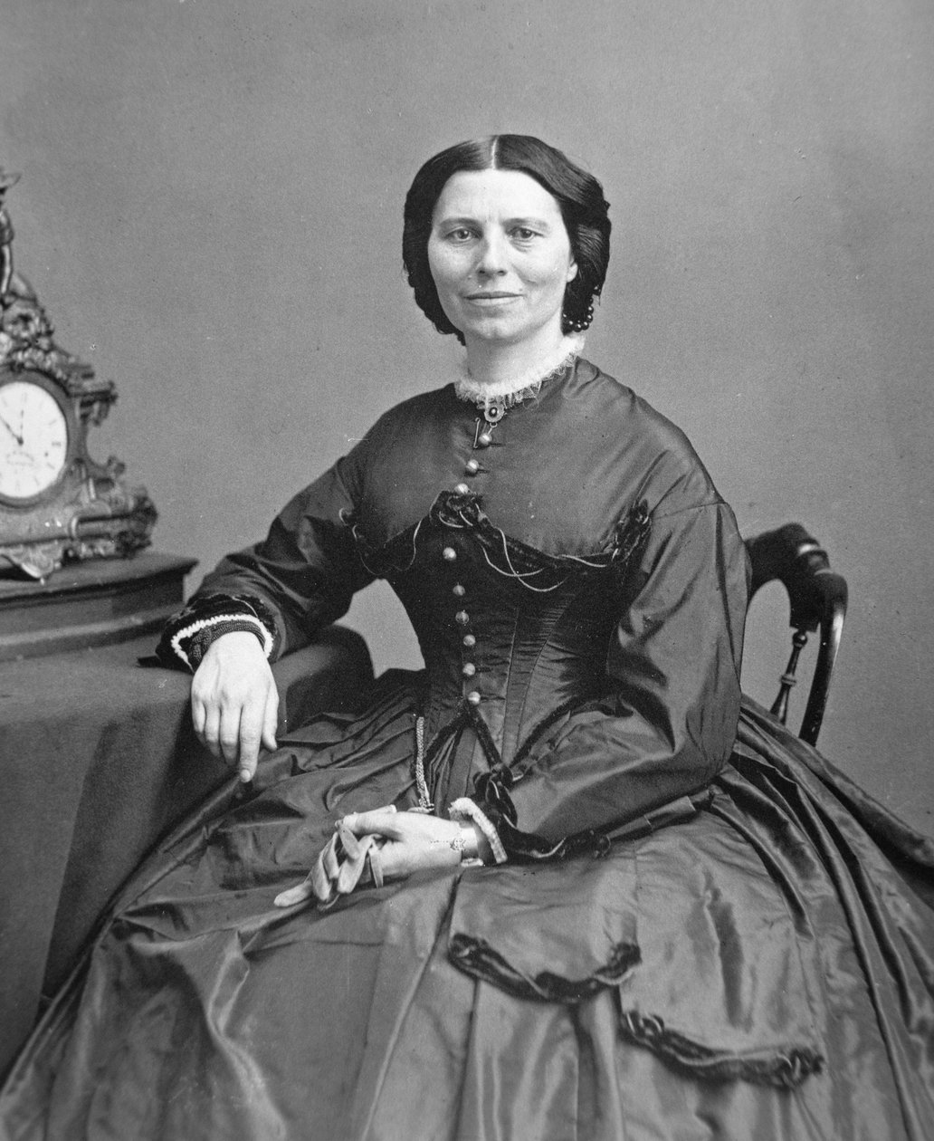Clara Barton (1821-1912), 1865 dolayları (s/b fotoğraf) by Mathew Brady