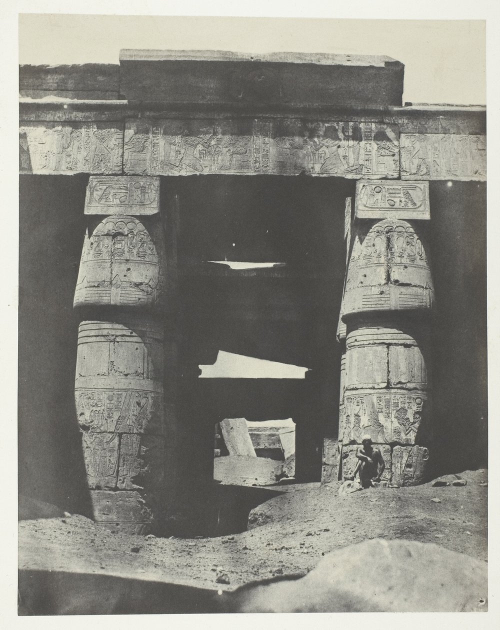 Karnak, Khons Tapınağı Portikosu; Teb by Maxime Du Camp