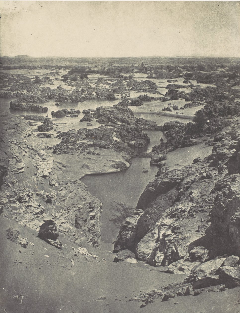 Nubiya. İkinci Kataraktın Cavalier Görünümü, 1850. by Maxime Du Camp