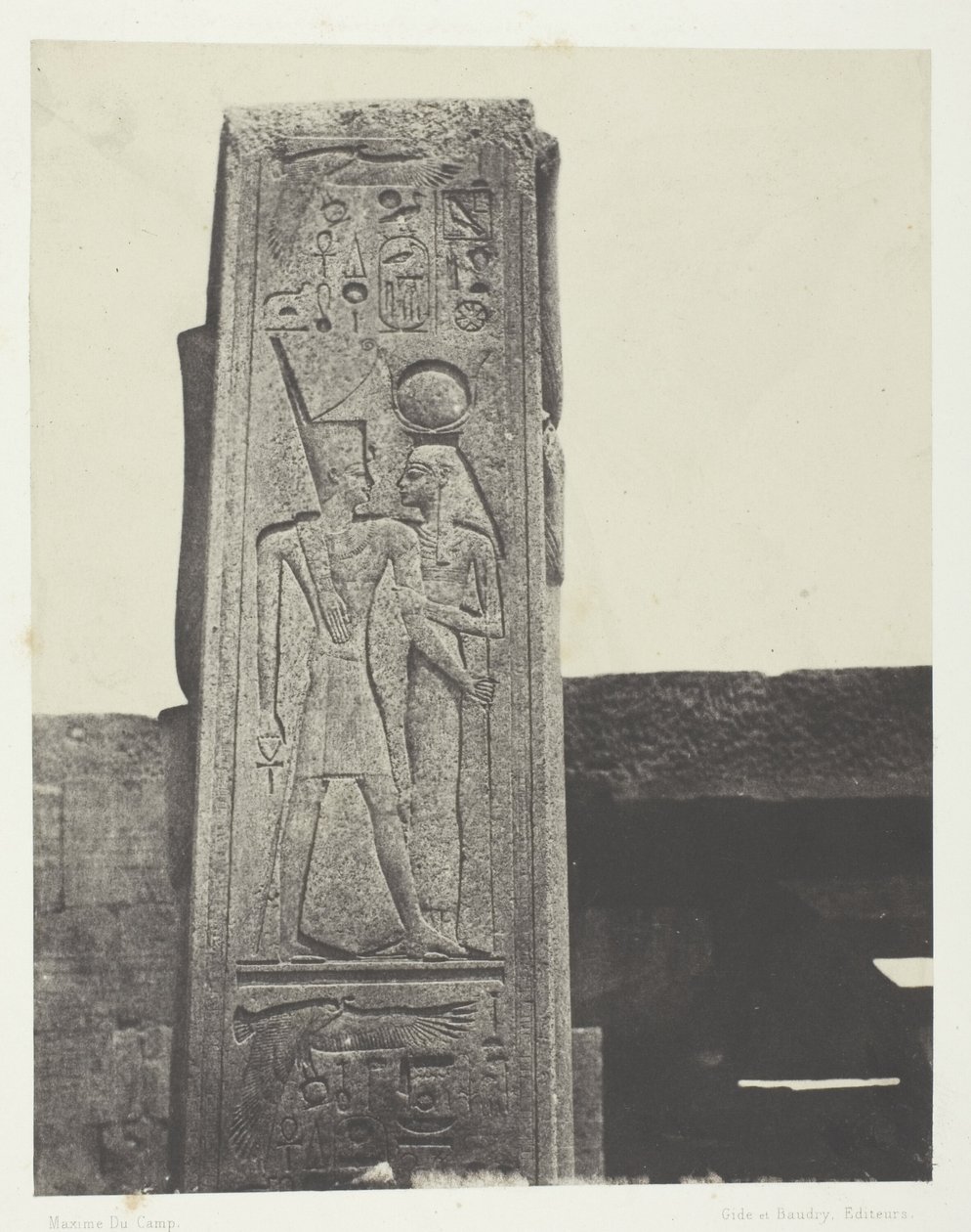 Karnak Sarayı, Granit Kutsal Alanı Önündeki Sütun; Teb by Maxime Du Camp