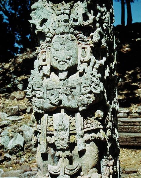 Stel, Büyük Stelae Avlusu