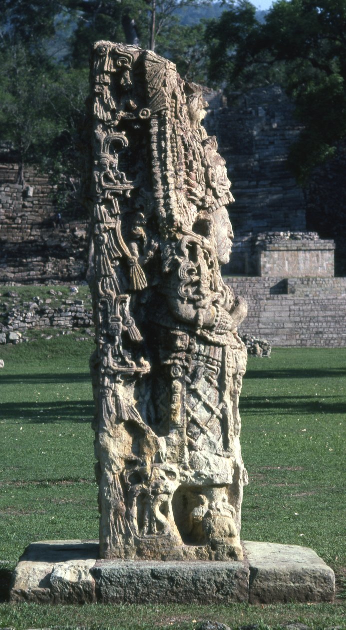 Copan Stela H, Geç Klasik Dönem, MS 730 civarı by Mayan
