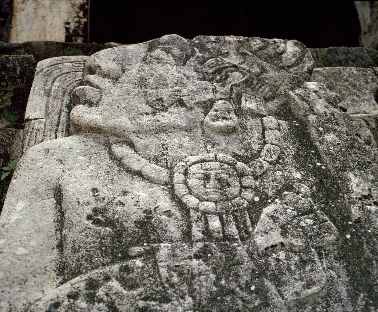 A evindeki stel, saraydaki 2. veranda by Mayan