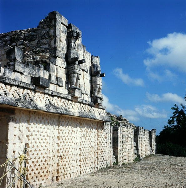 Maskeler Sarayı