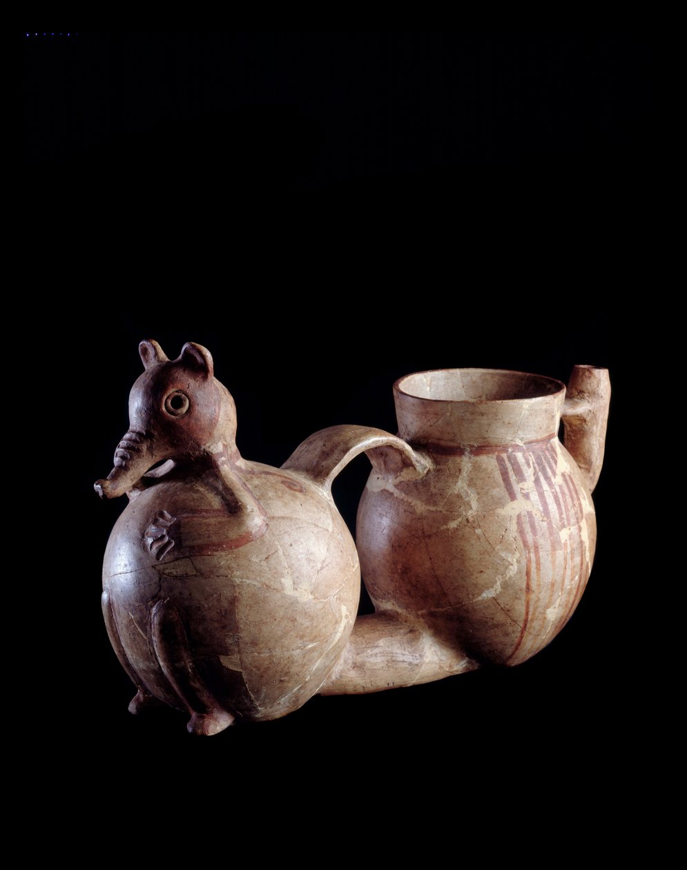 Kolomb öncesi sanat, Maya uygarlığı, klasik öncesi dönem: çift kil vazo, coati biçimindeki bir element ve diğeri basit. Kaminaljuyu, Guatemala