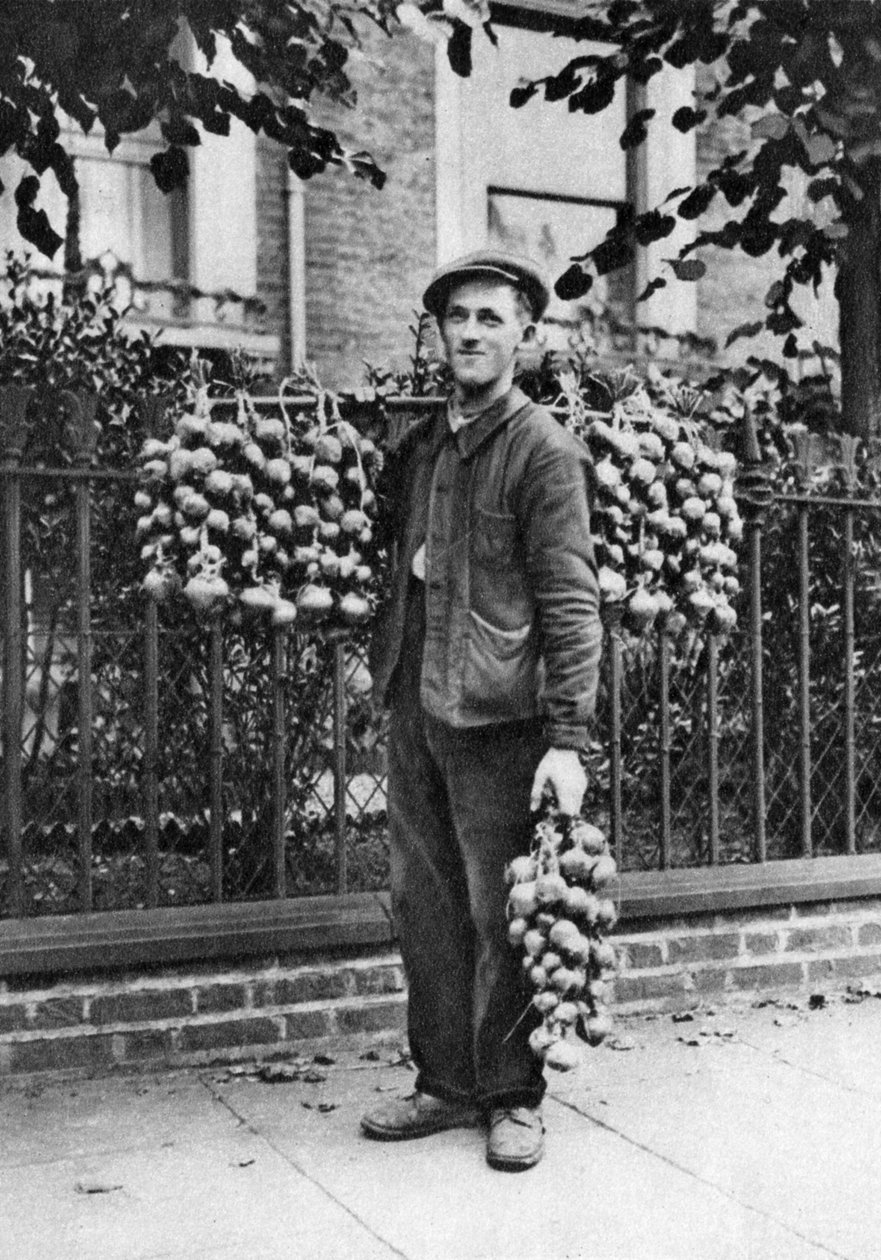 Breton soğan satıcısı, Londra, 1926-1927 by McLeish