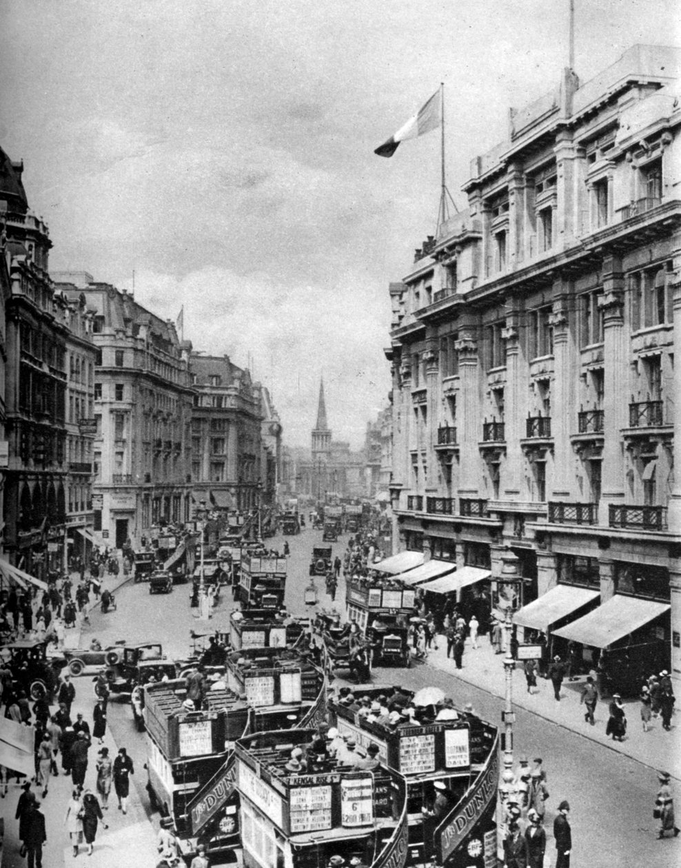 Regent Caddesi, Londra, 1926-1927 by McLeish