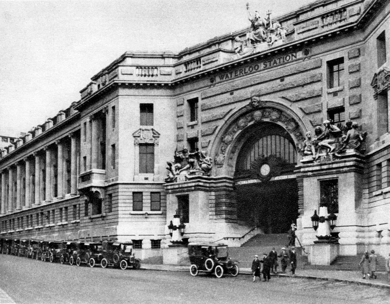 Waterloo İstasyonu, Londra, 1926-1927. by McLeish