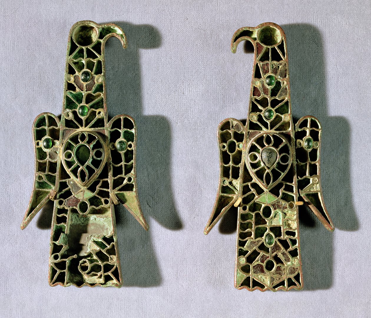 Kartal Şeklinde Broş (metal ve emaye) by Merovingian