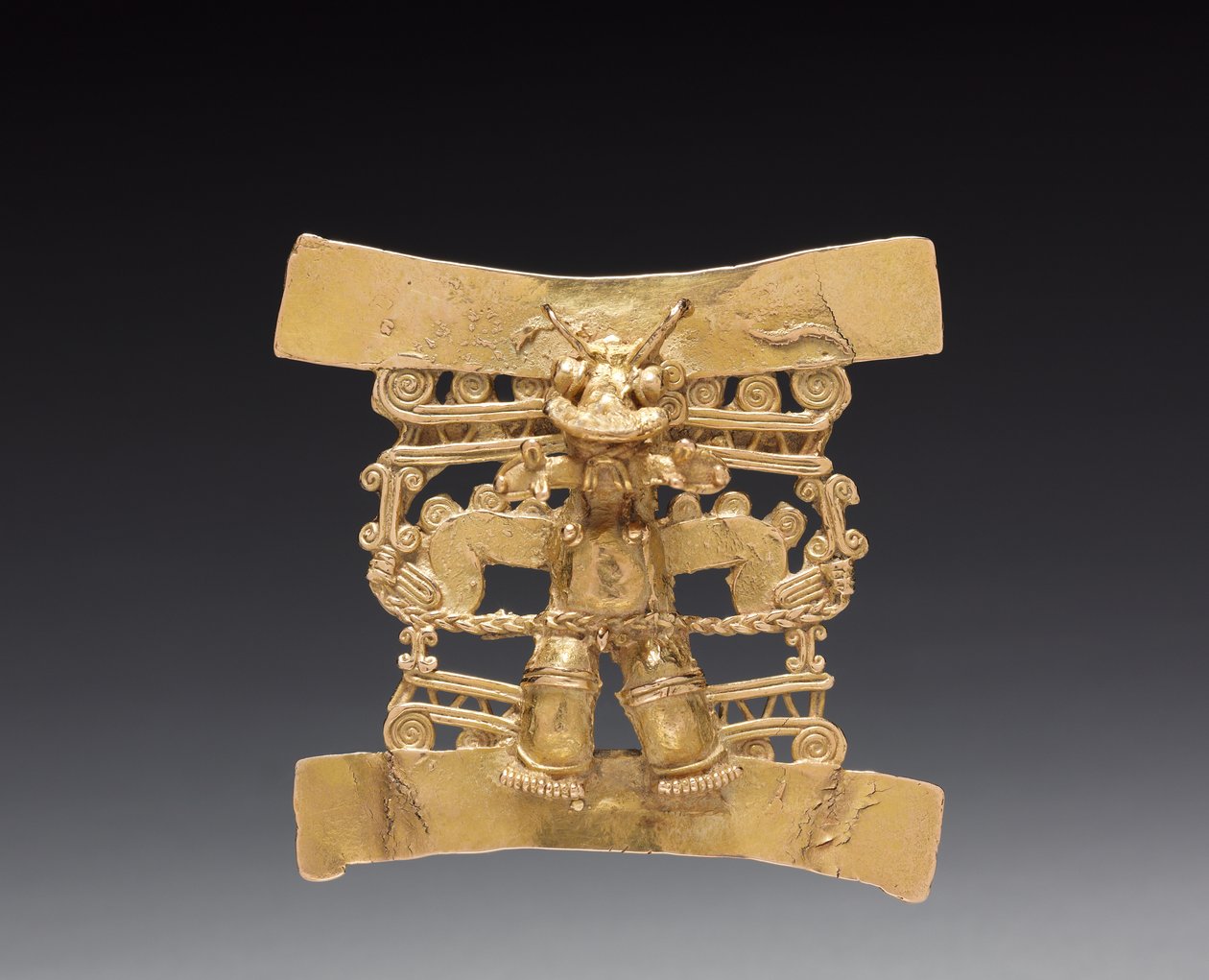 Hayvan Başlı Figürlü Kolye, c. 1000-1550 (dökme altın) by Mesoamerican Mesoamerican