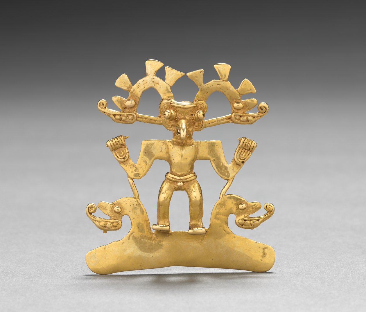 Kuş Adam Kolye Ucu, c. 700-1550 (döküm ve dövülmüş altın) by Mesoamerican Mesoamerican