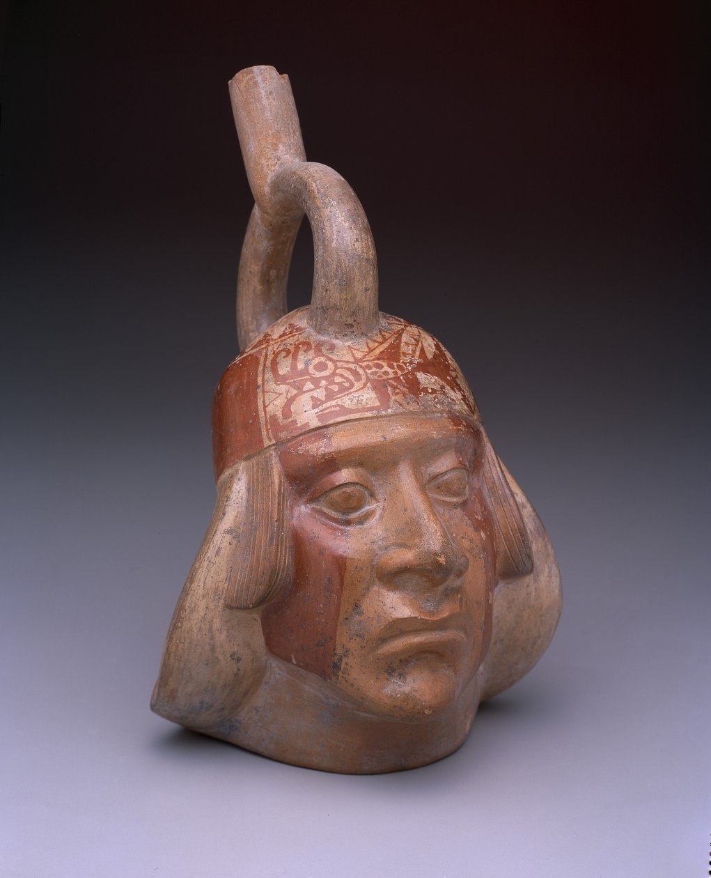 Üzengi Ağızlı Kap: Dikey Kafa, AD 200-500 (kaymalı seramik) by Mesoamerican Mesoamerican