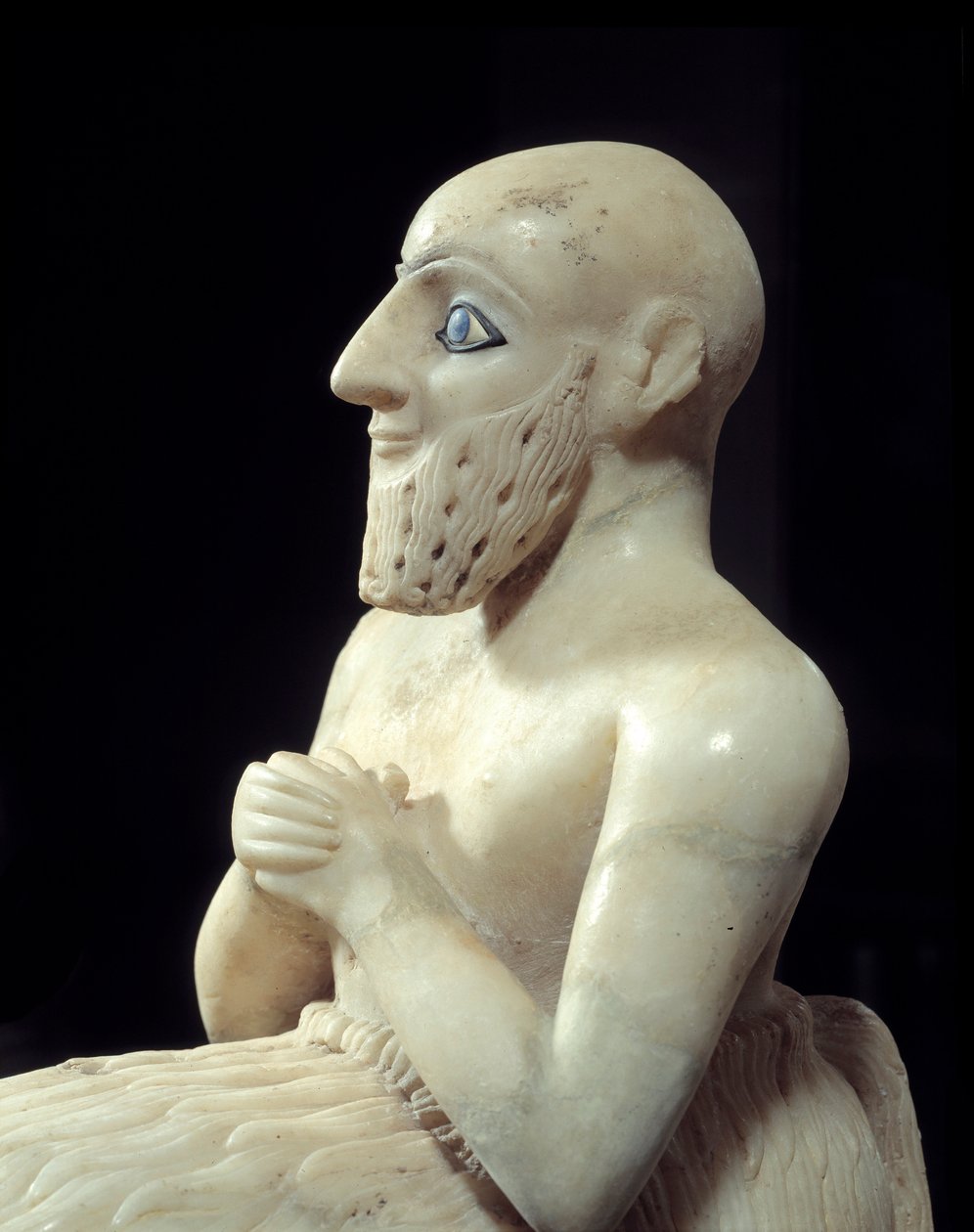Sanat Mezopotamya: Görevli Ebih-il Heykeli. Albaster, deniz kabuğu, lapis-lazuli ve şist heykeli, MÖ 2500 civarında (Sümer dönemi, MÖ 2900-2200 civarında). Mari