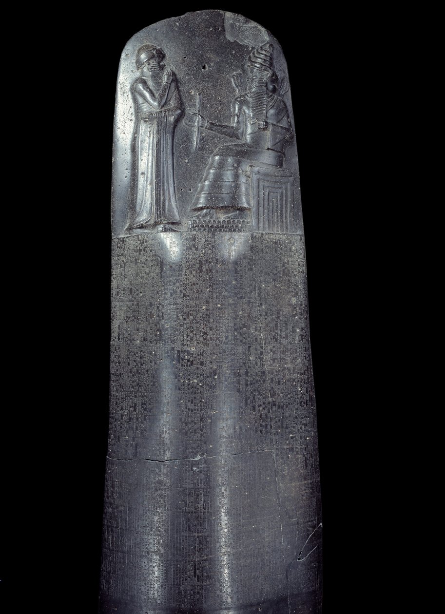 Mezopotamya: Hammurabi (veya Hammourabi) Kanunları Kanunundaki diyoritte stel. Çivi yazılı yazıtlarla kaplıdır ve tepesinde Kral Hammurabi, Mezopotamya