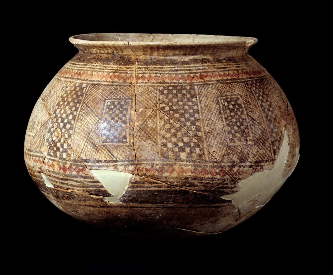 Doğu Sanatı: Halaf (pişmiş toprak, MÖ 4500 civarı) Mezopotamya veya kuzey Suriye tarzı geometrik dekorlu vazo. Paris, Louvre Müzesi by Mesopotamian Mesopotamian