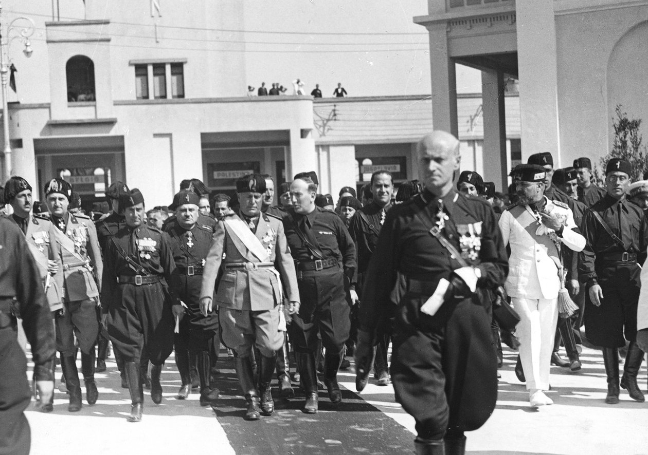 Mussolini, Bari