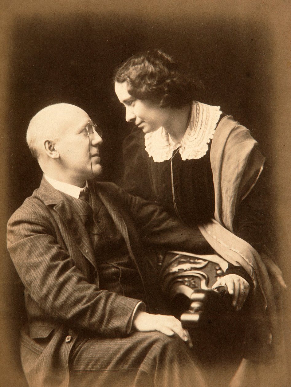 Fyodor Sologub, Rus şair, karısı Anastasia ile birlikte, 20. yüzyılın başlarında. by Mikhail Leshchinsky
