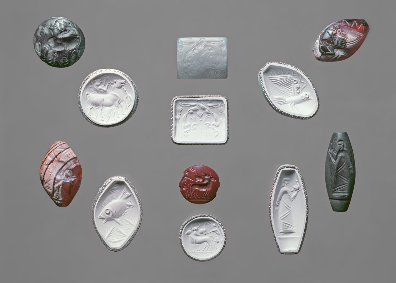 Bronz Çağı mühür taşları ve baskıları, Girit, MÖ 1600 dolayları by Minoan