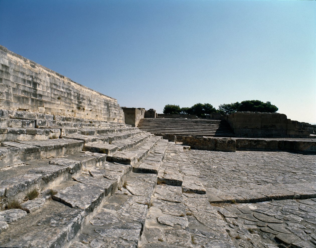 Phaistos harabelerinin görünümü, MÖ 2700-1200 by Minoan
