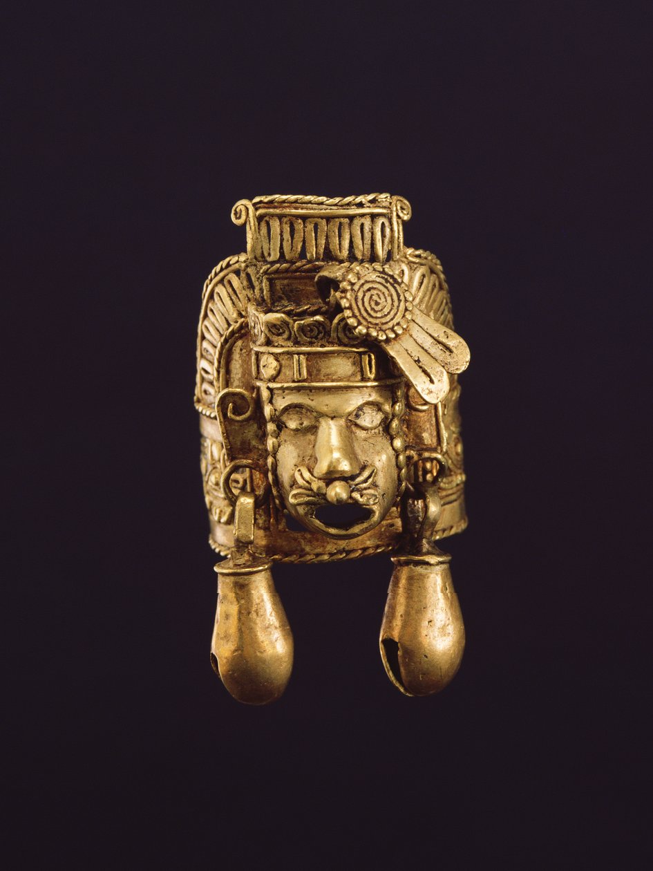 Rüzgar tanrısı Ehecatl ile yüzük (altın) by Mixtec