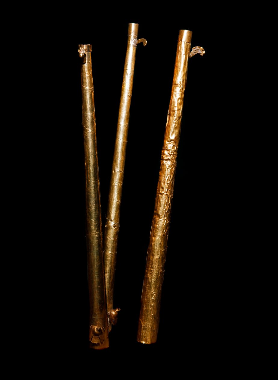 Kolomb öncesi sanat, Mochica kültürü (Çirkin, mochica): altın sarbakan. 200-500 aJC Özel Koleksiyon by Moche Moche