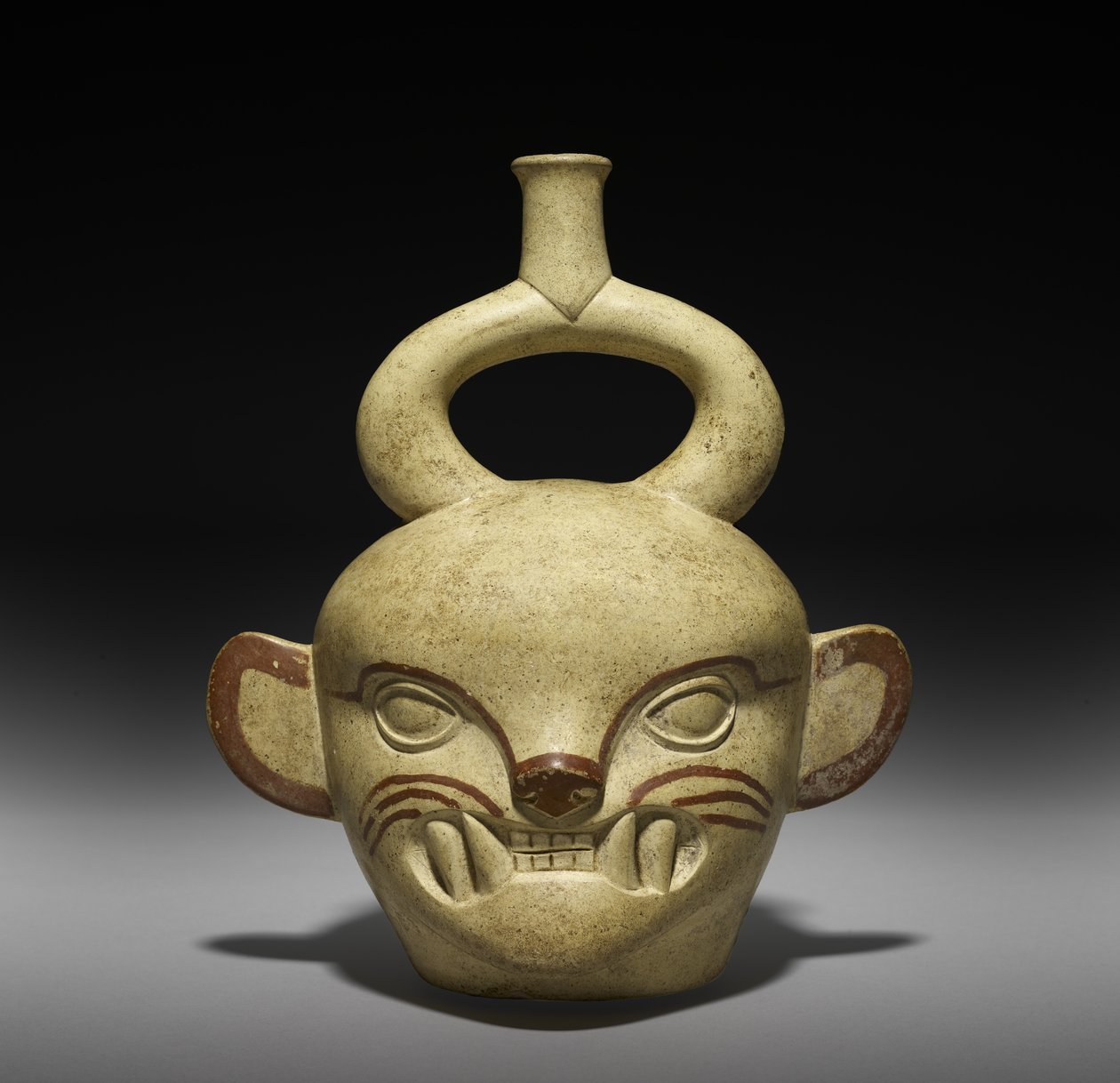 Kedi Başı Şeklinde Kap, AD 100-800 (kaymalı toprak kap) by Moche Moche