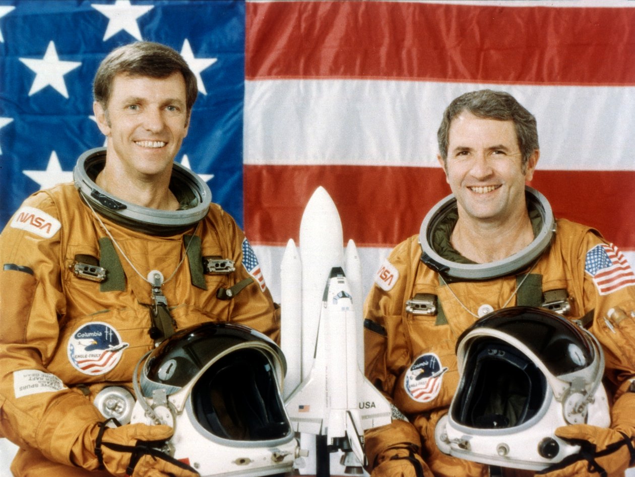 Astronotlar Joe Engle ve Richard Truly, ikinci Uzay Mekiği uçuşu, Kasım 1981. by NASA Images