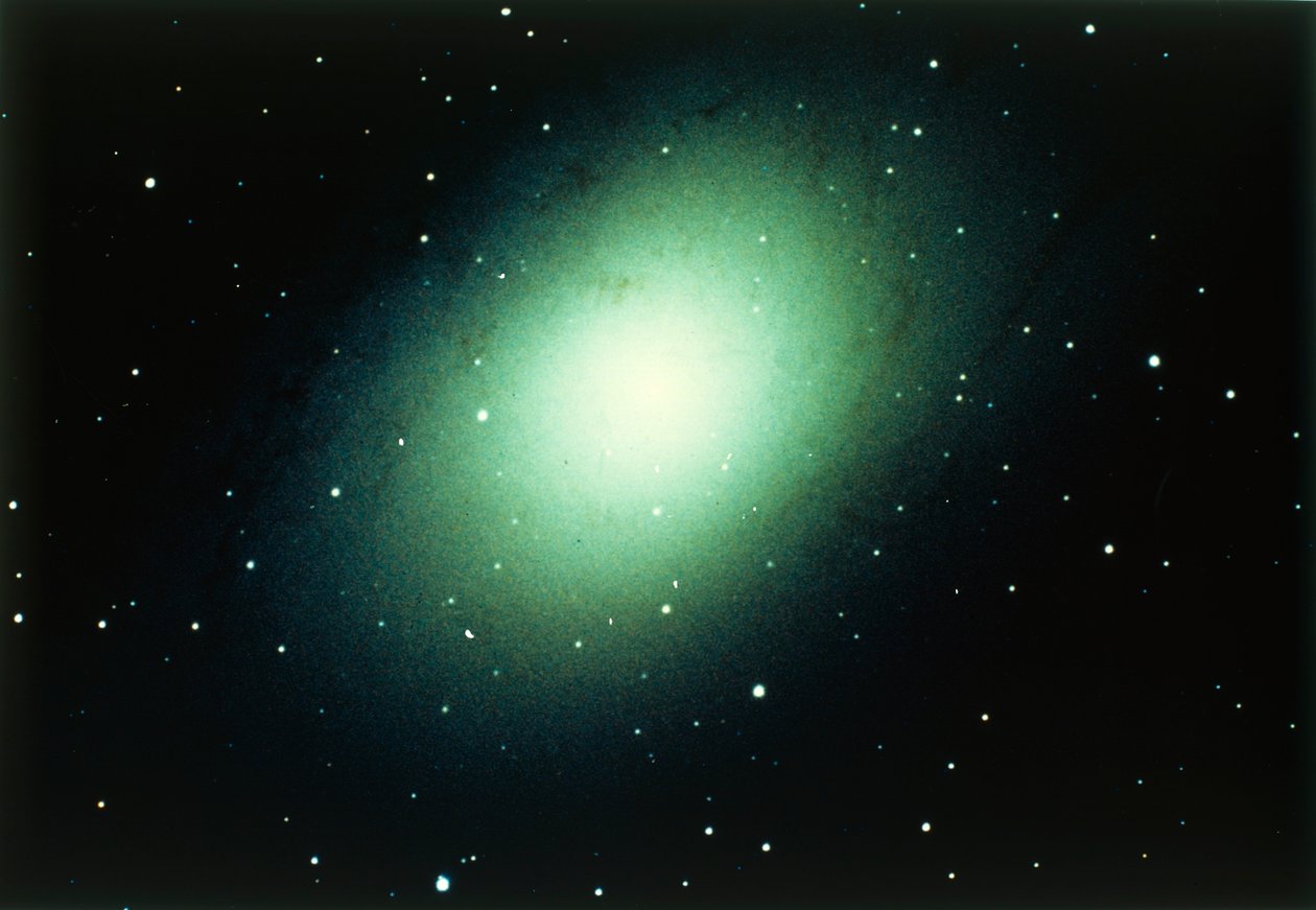Andromeda Galaksisinin Merkezi. by NASA Images