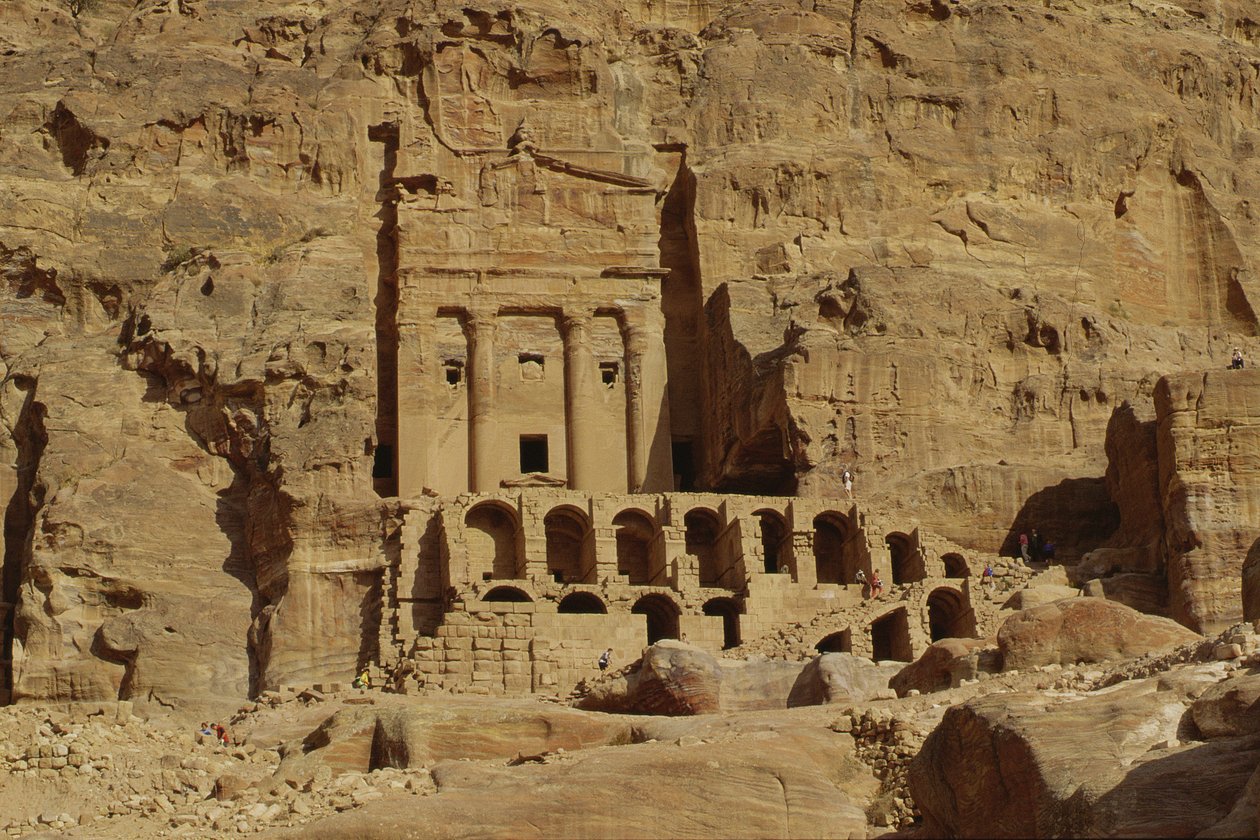 kaya mezarları by Nabatean