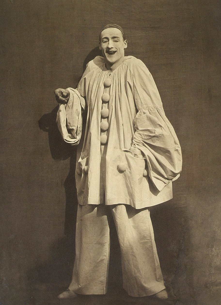 Pierrot Laughing (Fransız pandomimci Charles Deburau), fotoğraf Gaspard-Felix Tournachon namı diğer Nadar, c. 1855 by Nadar