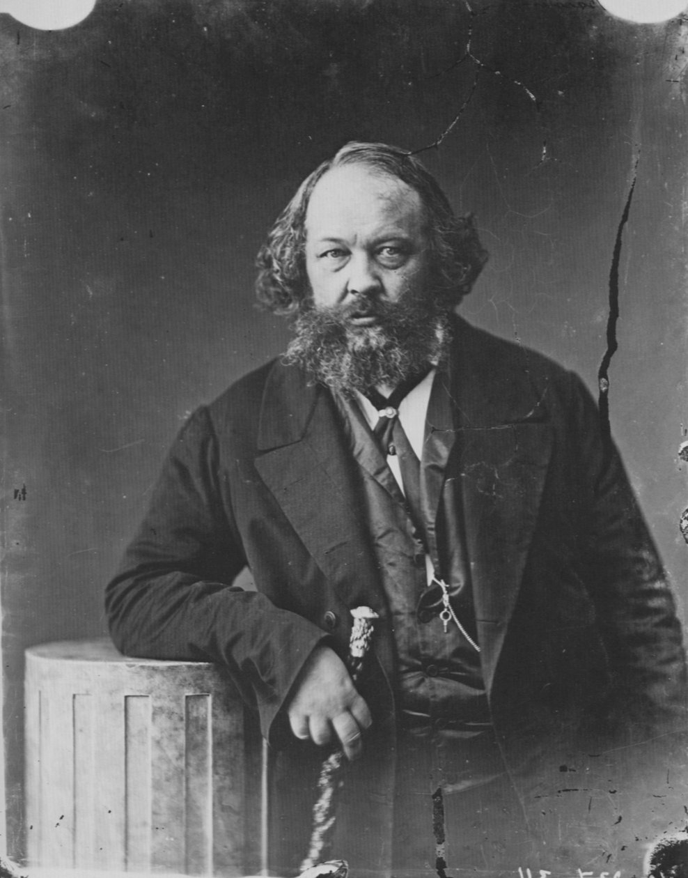 Mikhail Bakunin, Rus devrimcisi ve anarşizm teorisyeni, c1863 by Nadar