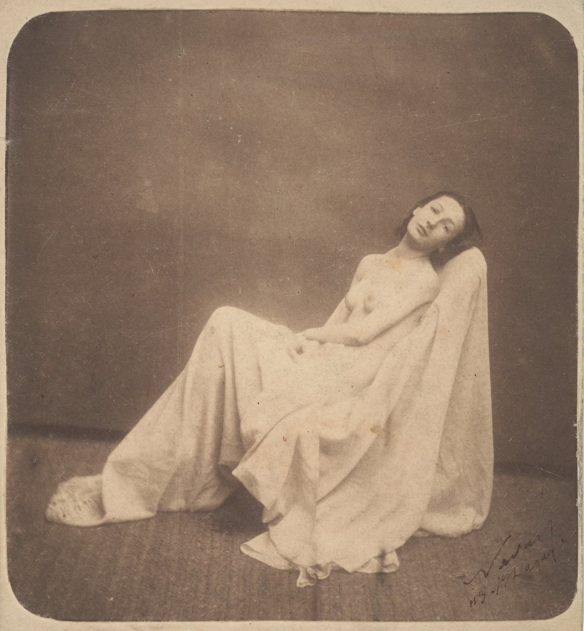 [Oturan Model, Kısmen Drapeli], 1856-59. by Nadar