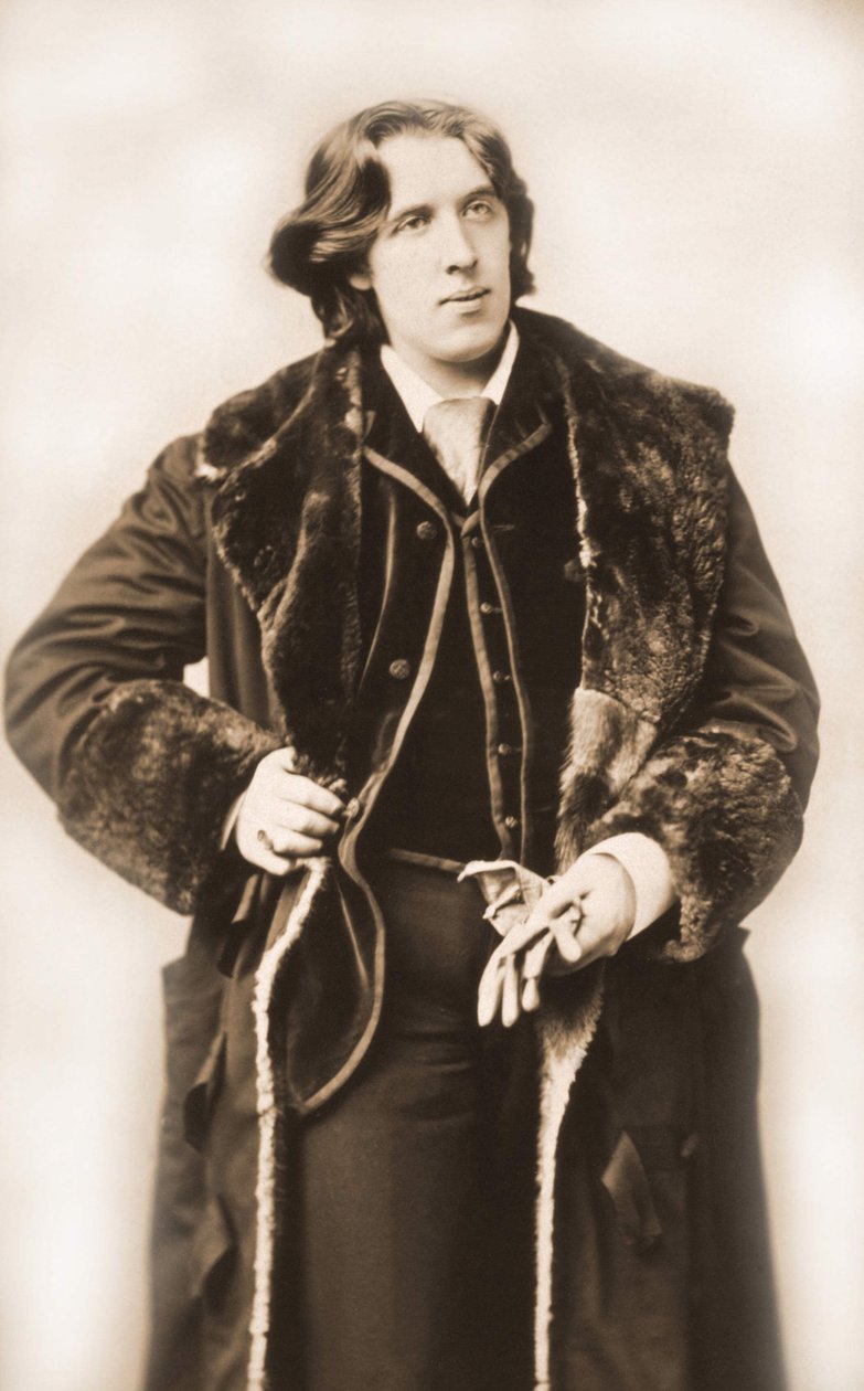 Oscar Wilde (1854 - 1900) 1882 civarında Napolyon Sarony (1821 - 1896) tarafından. by Napoleon Sarony