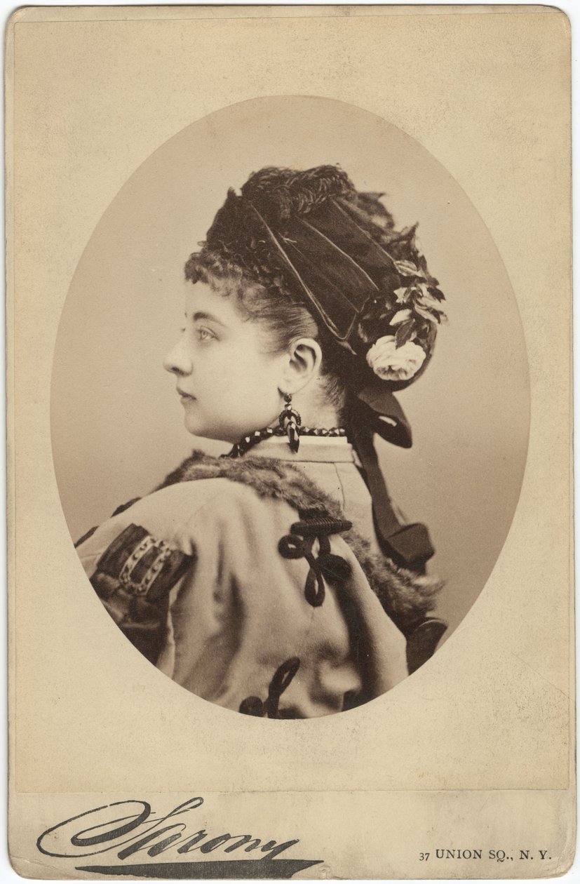 Pauline Lucca