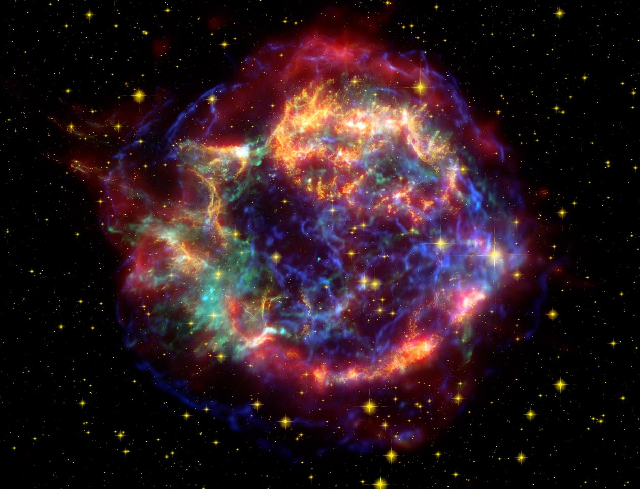 10.000 ışıkyılı uzaklıktaki Cassiopeia takımyıldızındaki süpernova kalıntısı Cassiopeia A