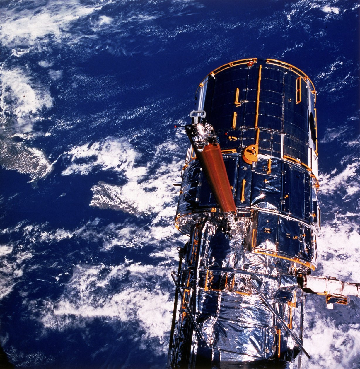 Hubble Uzay Teleskobu Dünya
