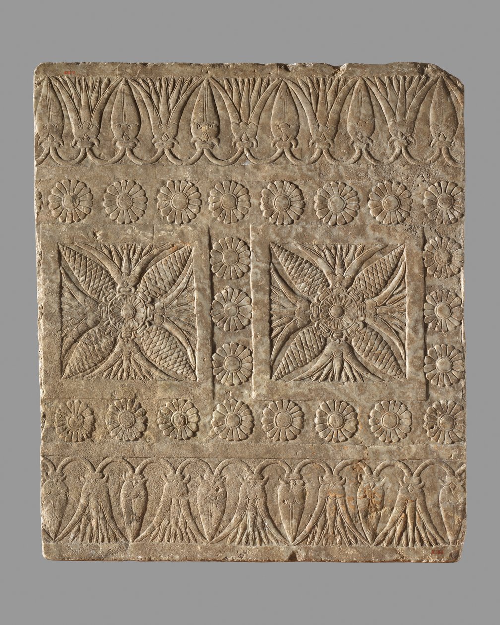 Halı desenli eşik kaldırım levhası, MÖ 7. yy. (alçıtaşı kaymaktaşı) by Neo Assyrian