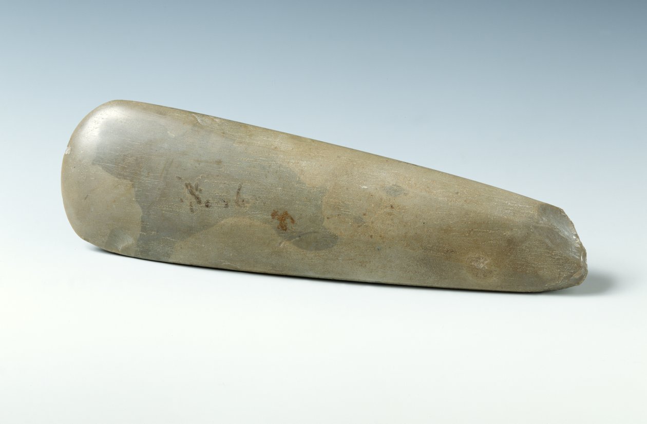 Büyük cilalı balta, MÖ 6000-2000 by Neolithic