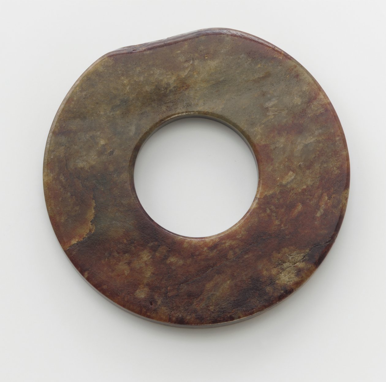 disk (daha) Q i ev kültürü, .2500-2000 M.Ö. (Jade) by Neolithic Period Chinese School