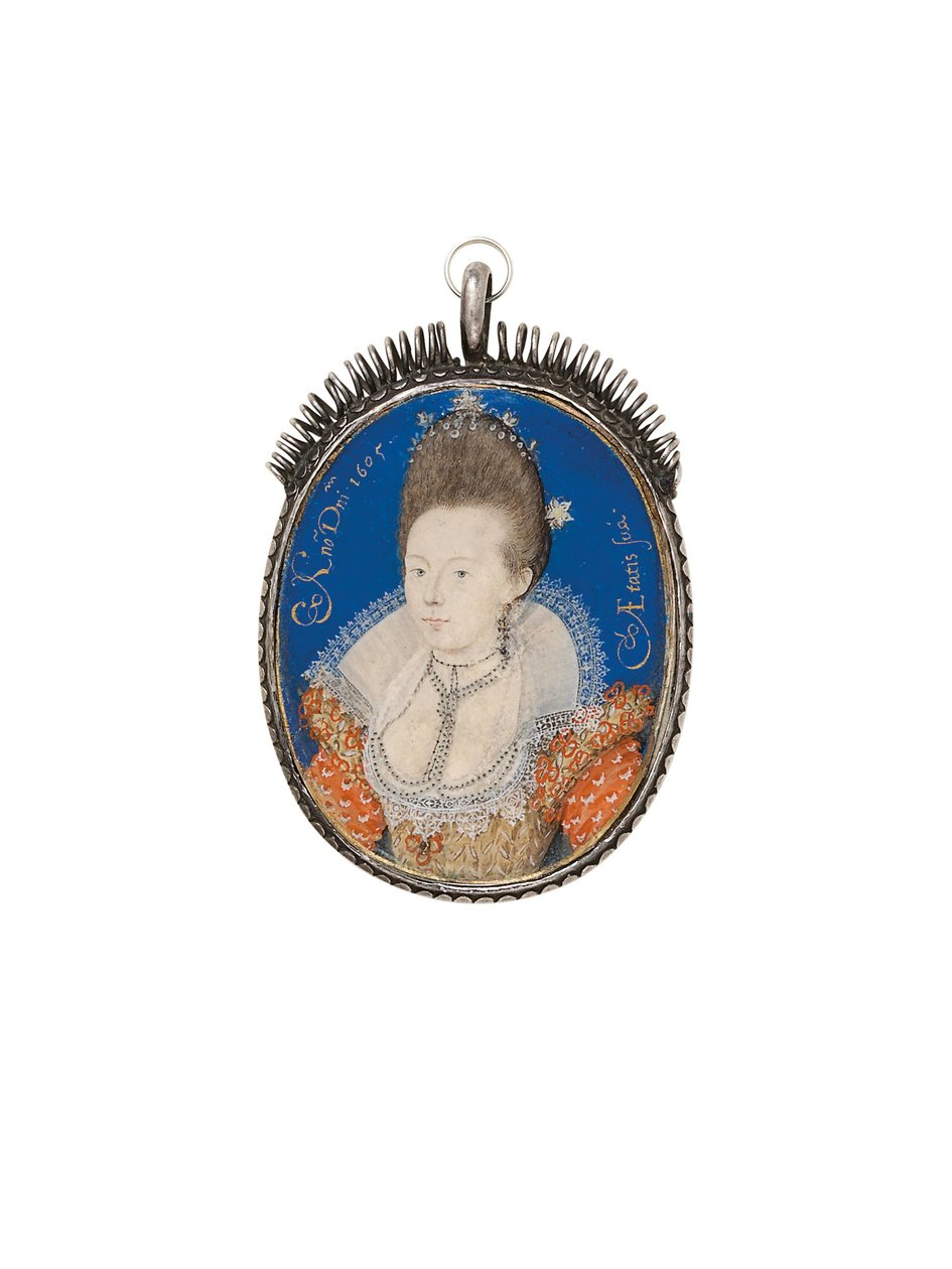 Yüksek ayakta fırfırlı altın elbiseli bir bayan, 1605 by Nicholas Hilliard