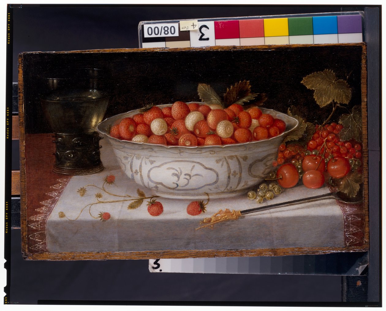 Wanli Porselen Kasede Fraises-De-Bois'in Natürmortu by Nicolaes Gillis